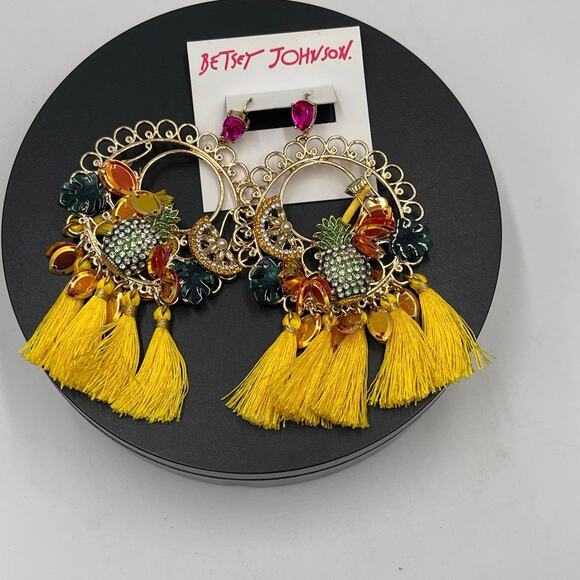 BETSEY JOHNSON Mixed Multicolor Bananas Fruit Chandelier Tassel Sequin Earrings - Picture 5 of 8